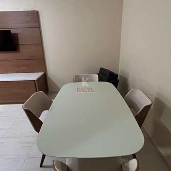 Kitnet em Praia Grande, bairro Canto do Forte