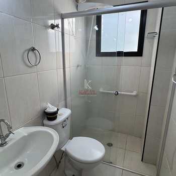 Apartamento em Praia Grande, bairro Guilhermina
