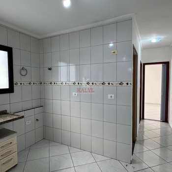Apartamento em Praia Grande, bairro Guilhermina