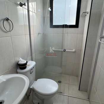Apartamento em Praia Grande, bairro Guilhermina