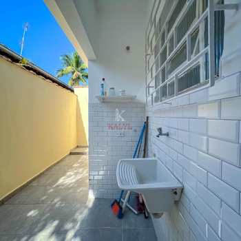 Casa em Praia Grande, bairro Canto do Forte