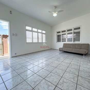Casa em Praia Grande, bairro Canto do Forte