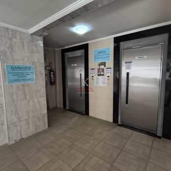 Kitnet em Praia Grande, bairro Guilhermina