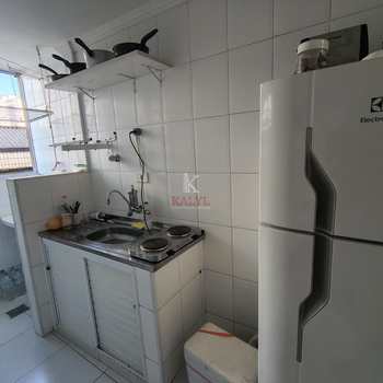 Kitnet em Praia Grande, bairro Guilhermina