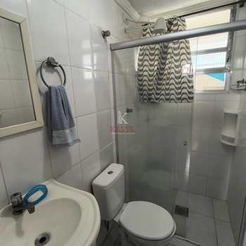 Kitnet em Praia Grande, bairro Guilhermina