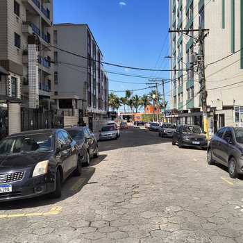 Kitnet em Praia Grande, bairro Guilhermina