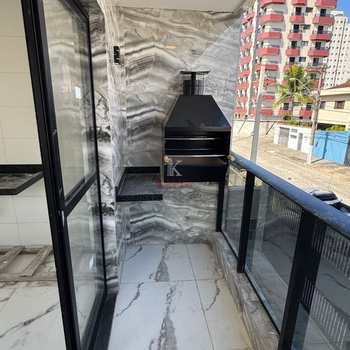 Casa em Praia Grande, bairro Ocian