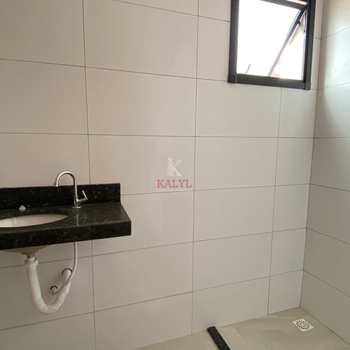 Casa em Praia Grande, bairro Ocian