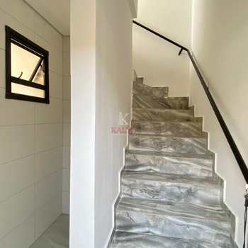 Casa em Praia Grande, bairro Ocian