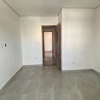 Casa em Praia Grande, bairro Ocian