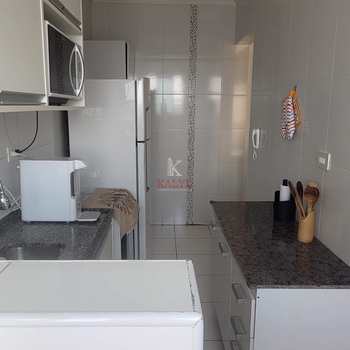 Apartamento em Praia Grande, bairro Guilhermina