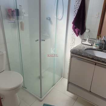 Apartamento em Praia Grande, bairro Guilhermina