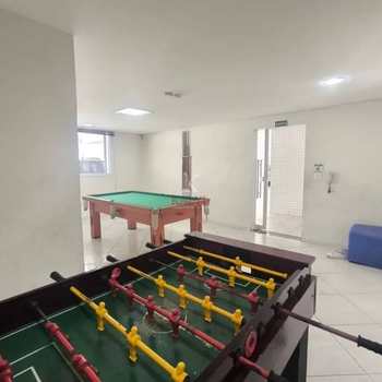 Apartamento em Praia Grande, bairro Guilhermina