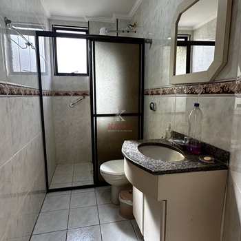 Apartamento em Praia Grande, bairro Guilhermina