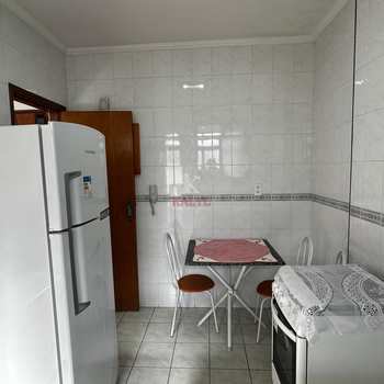 Apartamento em Praia Grande, bairro Guilhermina