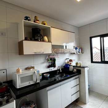 Casa de Condomínio em Praia Grande, bairro Guilhermina