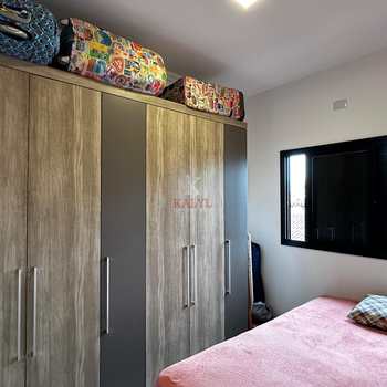 Casa de Condomínio em Praia Grande, bairro Guilhermina