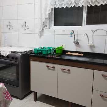 Casa em Praia Grande, bairro Caiçara