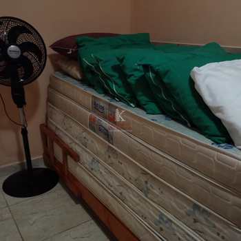 Casa em Praia Grande, bairro Caiçara
