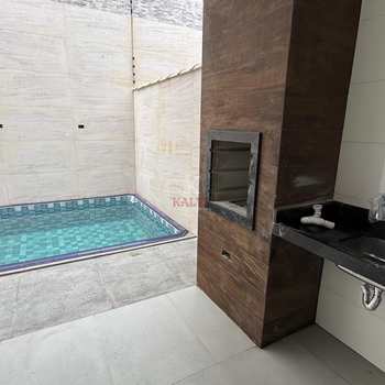 Casa em Praia Grande, bairro Guilhermina