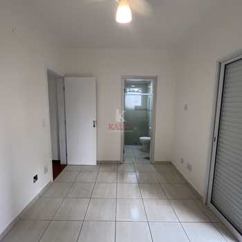 Apartamento em Praia Grande, bairro Guilhermina