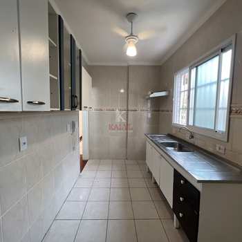 Apartamento em Praia Grande, bairro Guilhermina