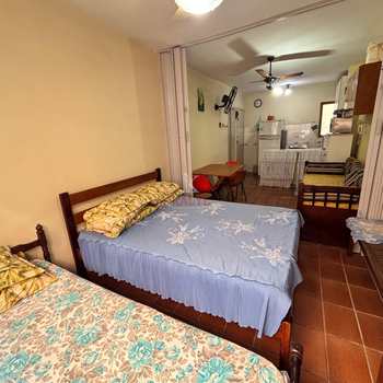 Kitnet em Praia Grande, bairro Aviação