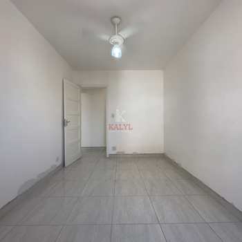Apartamento em Praia Grande, bairro Guilhermina