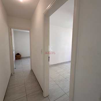 Apartamento em Praia Grande, bairro Guilhermina