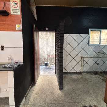 Loja em Praia Grande, bairro Guilhermina