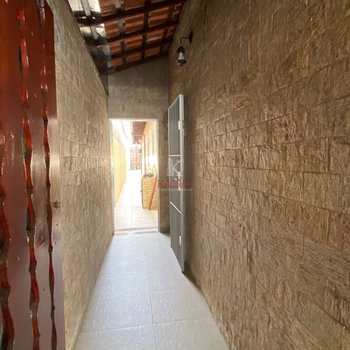 Casa em Praia Grande, bairro Tupi