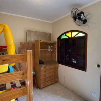 Casa em Praia Grande, bairro Tupi