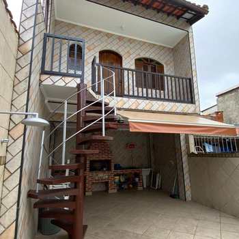 Casa em Praia Grande, bairro Tupi
