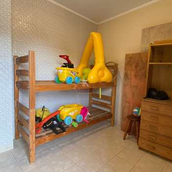 Casa em Praia Grande, bairro Tupi