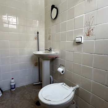 Kitnet em Praia Grande, bairro Guilhermina