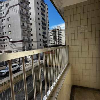 Kitnet em Praia Grande, bairro Guilhermina