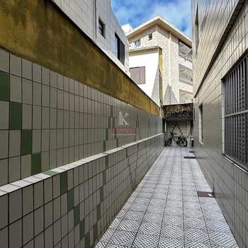 Kitnet em Praia Grande, bairro Guilhermina