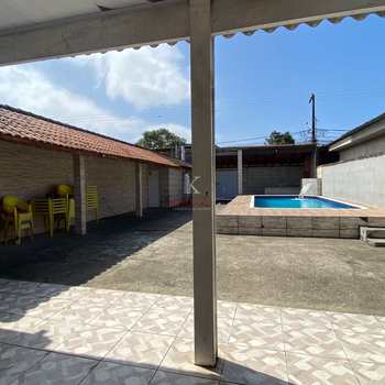 Casa em Praia Grande, bairro Melvi