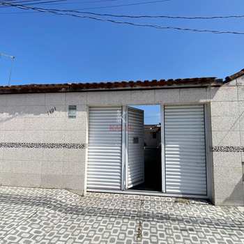 Casa em Praia Grande, bairro Melvi