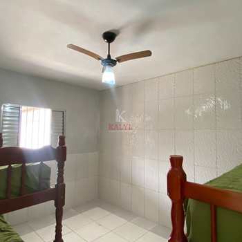 Casa em Praia Grande, bairro Melvi