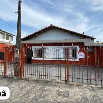 Casa em Praia Grande, bairro Balneário Maracanã