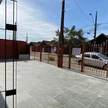 Casa em Praia Grande, bairro Balneário Maracanã