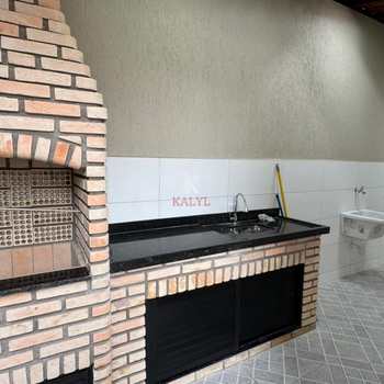 Casa em Praia Grande, bairro Guilhermina