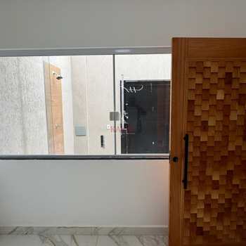 Casa em Praia Grande, bairro Guilhermina