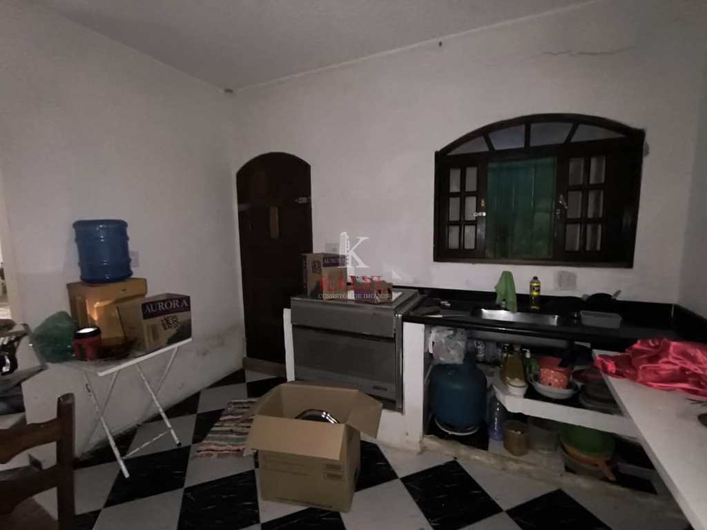 Casa em Praia Grande, no bairro Guilhermina