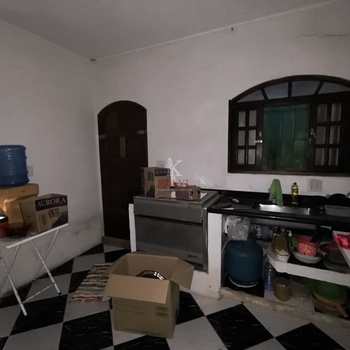 Casa em Praia Grande, bairro Guilhermina