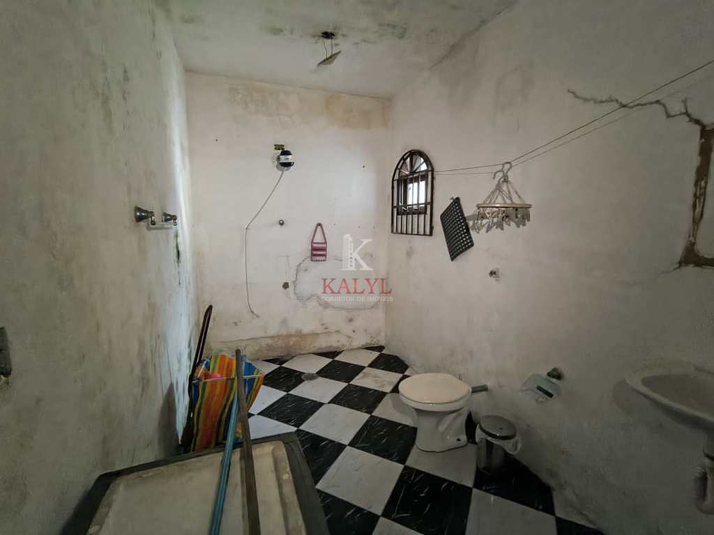 Casa em Praia Grande, no bairro Guilhermina