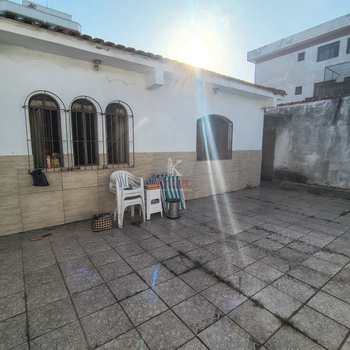 Casa em Praia Grande, bairro Guilhermina