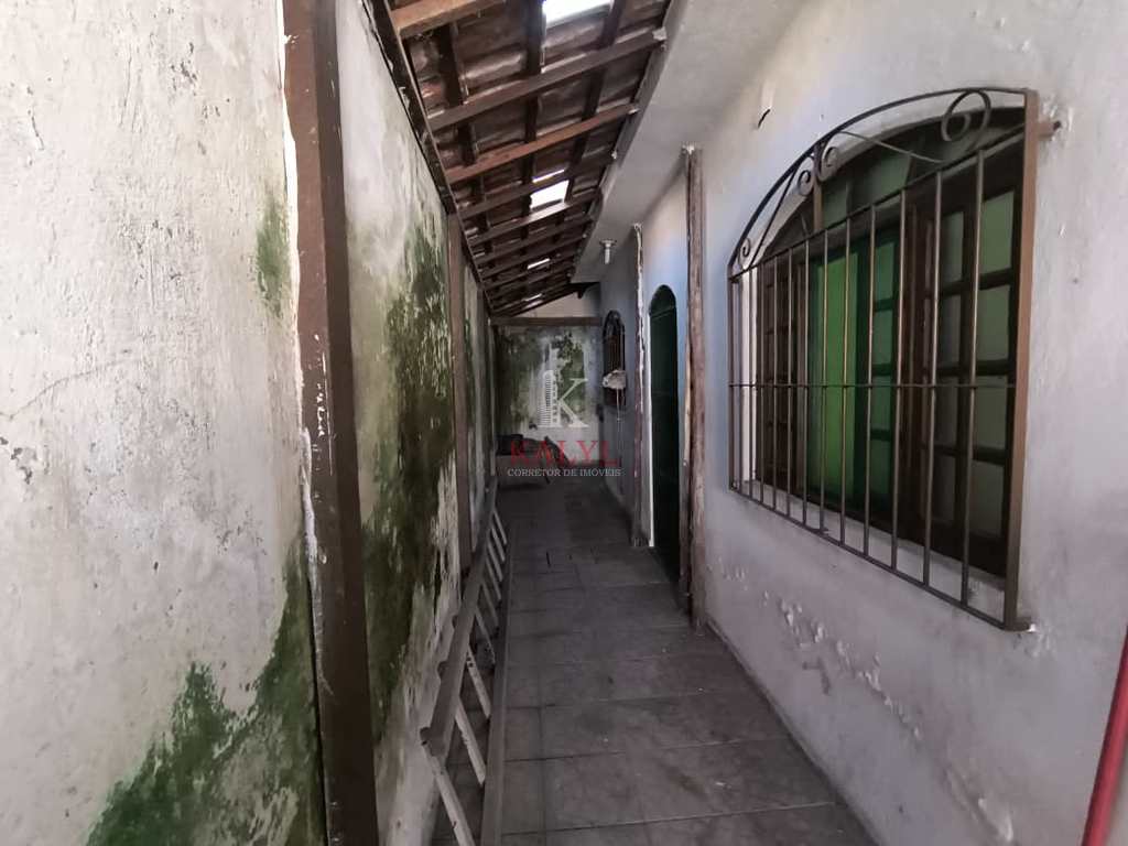 Casa em Praia Grande, no bairro Guilhermina