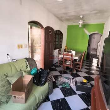 Casa em Praia Grande, bairro Guilhermina